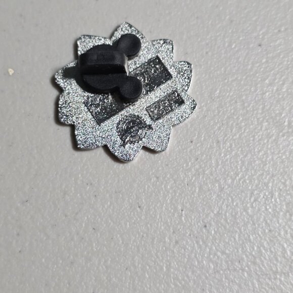 EUC Disney Hidden Mickey Princess Tiana Trading Pin - Picture 2 of 2